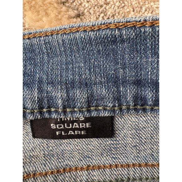 DKNY jeans Times Square Flare cut off regular wash women's size 30 - Picture 5 of 10